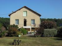 Villa T7 de 166 m² avec jardin et piscine