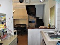 83 - VAR FERME SUR 4.4 hectares de terrains 