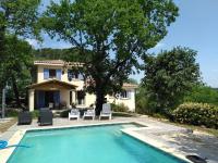 T4 de 83 m² avec balcon et parking